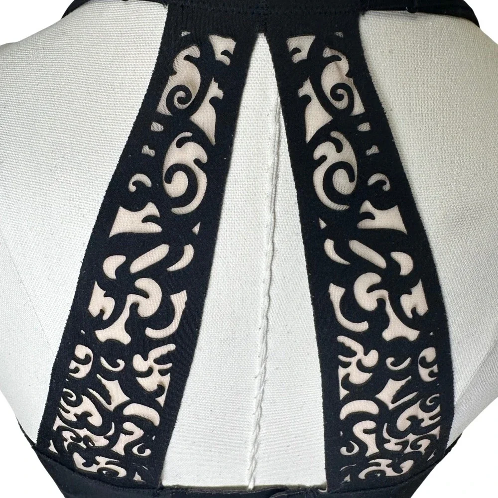 Victoria's Secret Wireless Bra Womens 34B Black Laser Cut Plunge Racerback